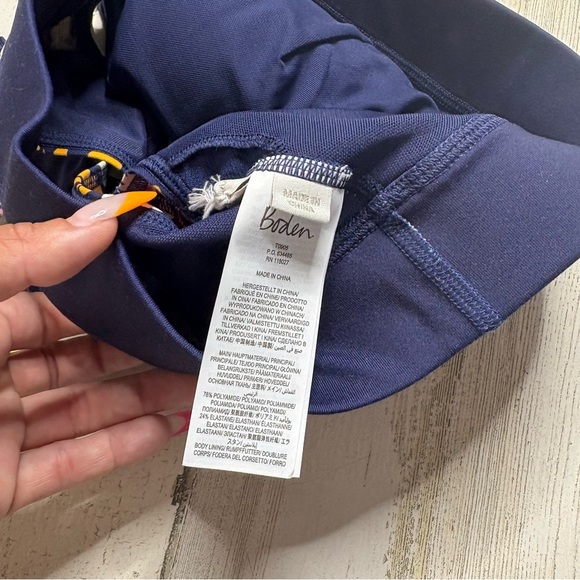 NWT Boden Square Neck Active Sports Bra Size 2 - Picture 3 of 6